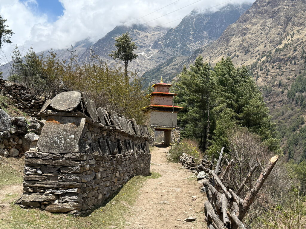 Manaslu Conservation Area: Wildlife, Trekking & Culture 7 Mani wall - Manaslu